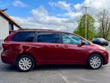 Used 2017 Toyota Sienna XLE Premium image 6