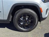 New 2025 Jeep Grand Cherokee Altitude image 2