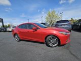 Used 2018 MAZDA MAZDA3 Grand Touring image 2