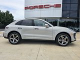 Used 2024 Porsche Macan image 4