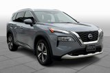 Used 2022 Nissan Rogue Platinum image 2