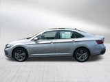 Certified 2022 Volkswagen Jetta SE image 4
