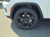New 2025 Jeep Grand Cherokee Limited w/ Luxury Tech Group II image 4