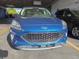 Used 2020 Ford Escape Titanium image 2