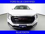 Used 2024 GMC Terrain SLE image 2