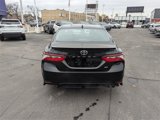 Used 2022 Toyota Camry SE image 5