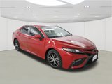 Used 2024 Toyota Camry SE image 3