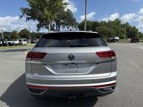 Used 2020 Volkswagen Atlas Cross Sport SE w/ Towing Package image 4