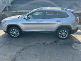 Certified 2019 Jeep Cherokee Latitude Plus w/ Comfort/Convenience Group image 3