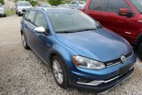 Used 2017 Volkswagen Golf Alltrack S image 2