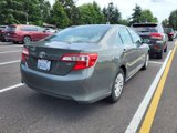 Used 2013 Toyota Camry LE image 2