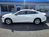 Used 2017 Chevrolet Malibu LT image 2