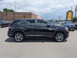 Used 2024 Volkswagen Atlas Cross Sport SEL R-Line image 2