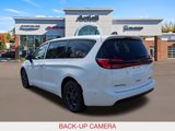 New 2023 Chrysler Pacifica Touring-L w/ S Appearance Package image 5