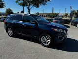 Used 2017 Kia Sorento LX w/ LX Convenience Package image 4