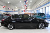 Used 2017 Honda Accord Touring image 4