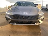 New 2025 Hyundai Elantra SEL image 2
