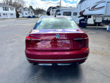Used 2018 Volkswagen Passat 2.0T R-Line image 5