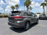 Used 2019 Toyota Highlander XLE image 4