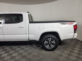 Used 2018 Toyota Tacoma TRD Sport image 4