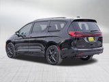 New 2025 Chrysler Pacifica Limited image 5