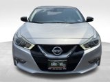 Used 2017 Nissan Maxima Platinum image 2