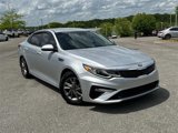 Used 2020 Kia Optima LX image 2
