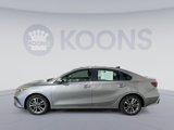 Used 2022 Kia Forte LXS image 2