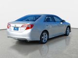 Used 2014 Toyota Camry SE image 5