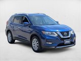 Used 2018 Nissan Rogue SV image 3