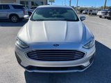 Used 2019 Ford Fusion SE image 2