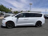 New 2025 Chrysler Pacifica Select image 3