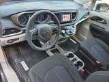 Used 2023 Chrysler Voyager LX image 2