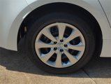Used 2022 Toyota Corolla LE image 2