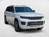 Used 2022 Jeep Grand Cherokee L Overland image 3