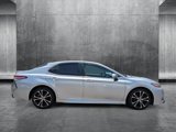 Used 2018 Toyota Camry SE image 4