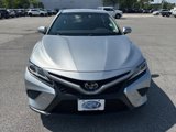 Used 2018 Toyota Camry SE image 2