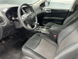 Used 2017 Nissan Pathfinder S image 2