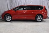 New 2025 Chrysler Pacifica Select image 6