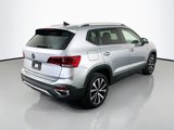 Used 2022 Volkswagen Taos SE image 4
