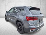 Certified 2024 Volkswagen Taos SE image 3