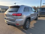 Used 2021 Jeep Grand Cherokee Limited w/ Trailer Tow Group IV image 2