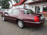 Used 2006 Lincoln Town Car Signature image 5