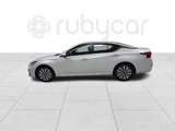 Used 2023 Nissan Altima 2.5 SV image 2