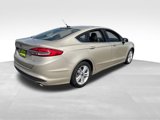 Used 2018 Ford Fusion SE w/ Fusion SE Technology Package image 5