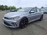 New 2025 Volkswagen Jetta SE image 2