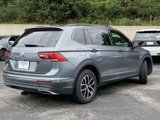 Used 2021 Volkswagen Tiguan SE image 3