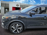 Used 2022 Nissan Rogue Sport SL w/ Premium Package image 2