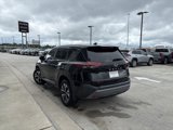 Used 2022 Nissan Rogue SV image 4