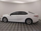Used 2020 Toyota Camry LE image 4
